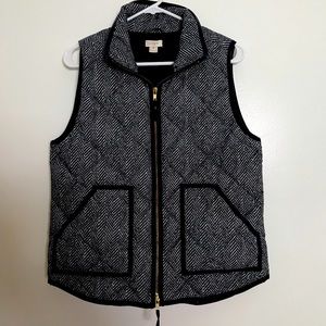 J. Crew Chevron Quilted Puffer Vest Size M